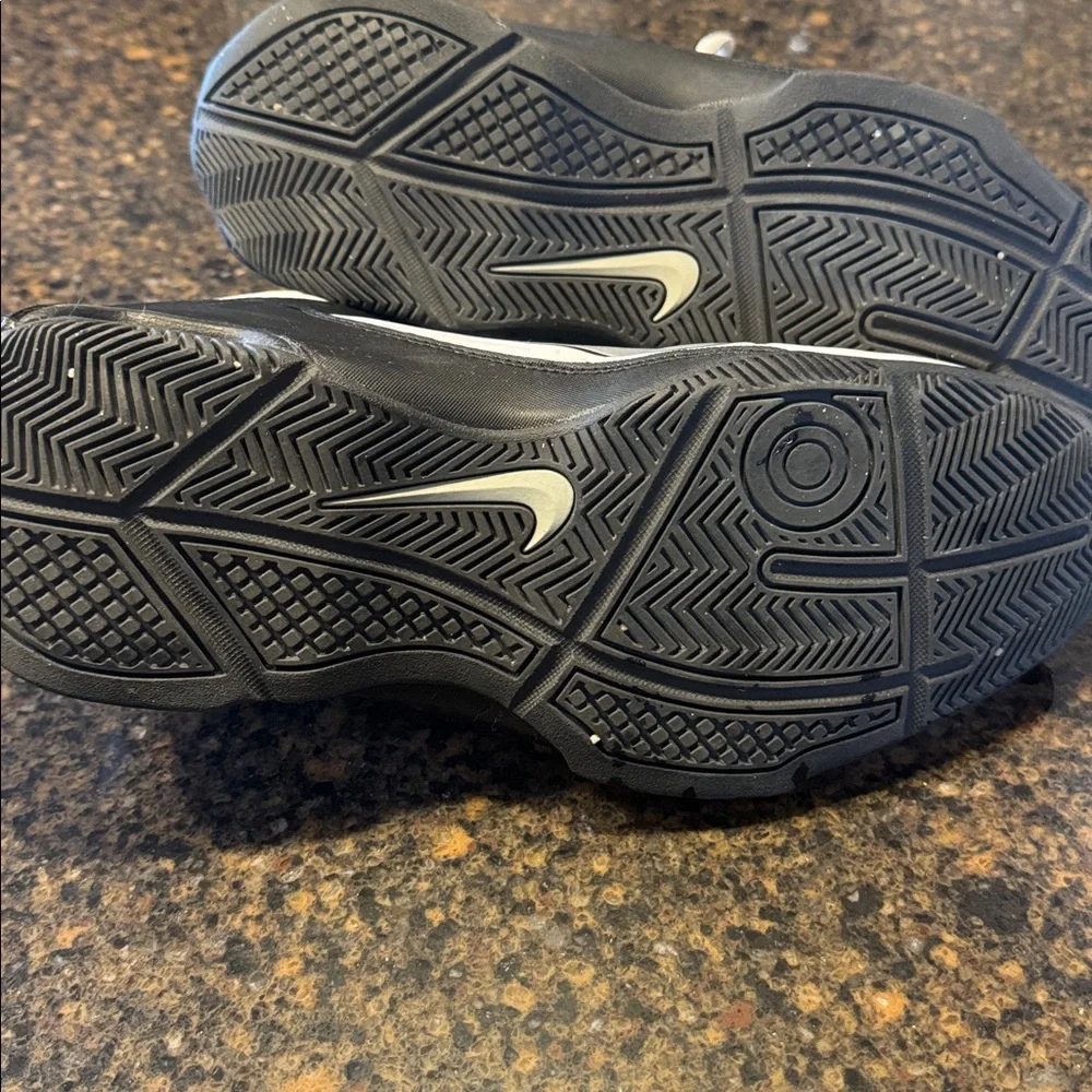 NIKE Air Visi Pro-4 Basketball Shoes